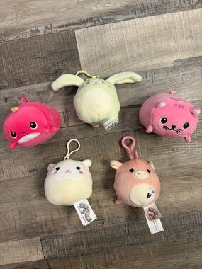 Squishmallow 5 piece backpack clip plush animals